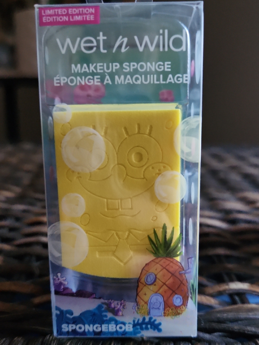 NEW - Wet N Wild Bundle SpongeBob-Themed Makeup Sponge Set With Sponge Case - Picture 2 of 7